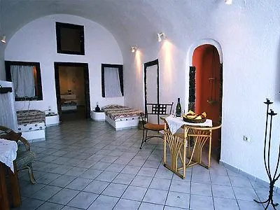 Hotel Uranos Houses Fira (Santorini)